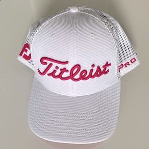 Titleist women’s pro v1 hat